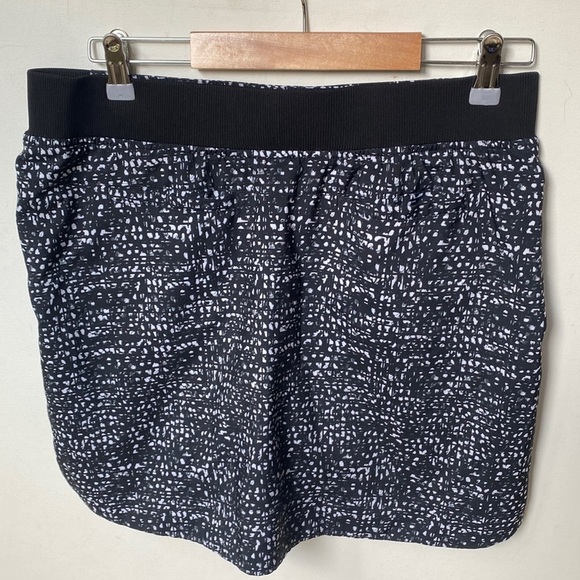 Cypress Club Womens Tummy Smoothing golf or tennis Skort, Size M - Picture 6 of 8